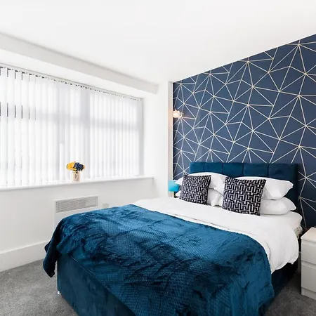 Apartment Newhall Skyline Views Centre